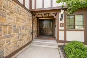 1G Avon Ct, Chatham Township, NJ 07928 - Photo 9