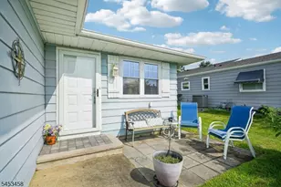 60 Puerto Vallarta St, Berkeley Township, NJ 08757 - Photo 3