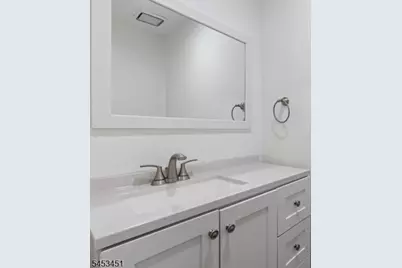 142 Riverbend Dr, North Brunswick Township, NJ 08902 - Photo 21
