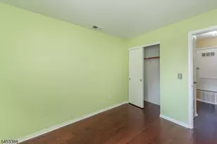 8 Ashley Ct, Bedminster Township, NJ 07921 - Photo 15