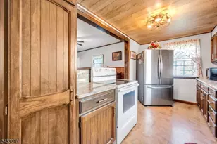 725 Sayre Ave, Phillipsburg, NJ 08865 - Photo 9