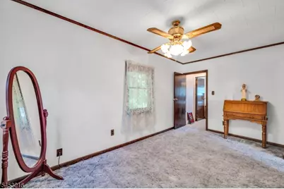 725 Sayre Ave, Phillipsburg, NJ 08865 - Photo 17