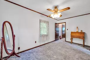 725 Sayre Ave, Phillipsburg, NJ 08865 - Photo 17