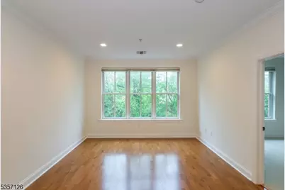545 Morris Ave #213, Summit, NJ 07901 - Photo 7