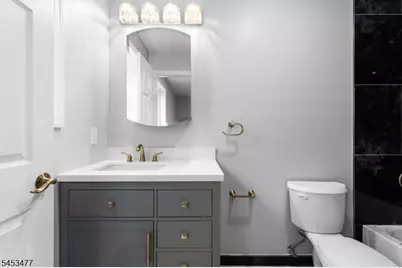806 2nd Ave, Elizabeth, NJ 07202 - Photo 17