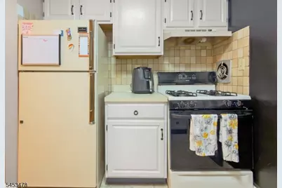 37 Espy Rd #6B, Caldwell, NJ 07006 - Photo 13