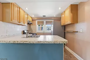 41 Beekman St, Bloomfield, NJ 07003 - Photo 7