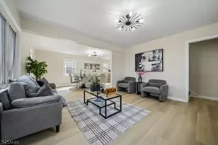 124 Woodruff Pl, Hillside, NJ 07205 - Photo 7