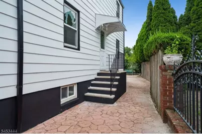 124 Woodruff Pl, Hillside, NJ 07205 - Photo 37