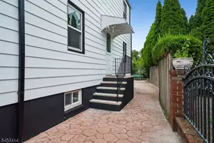124 Woodruff Pl, Hillside, NJ 07205 - Photo 37