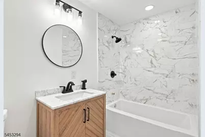 1024 Laura St, Elizabeth, NJ 07201 - Photo 11