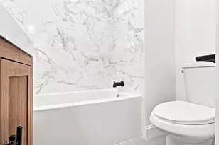 1024 Laura St, Elizabeth, NJ 07201 - Photo 31