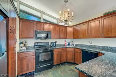 110 Cupsaw Ave, Ringwood, NJ 07456 - Photo 11
