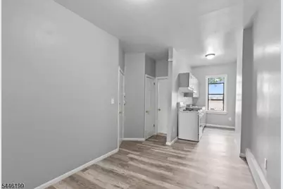 9 Monroe St #6, Passaic, NJ 07055 - Photo 5