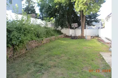 590 River Dr, Passaic, NJ 07055 - Photo 23