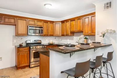54 S Maple Ave #D, East Orange, NJ 07018 - Photo 7
