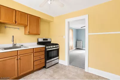 223 Montgomery St, Bloomfield, NJ 07003 - Photo 9