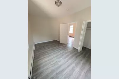 65 Linden Ave, East Orange, NJ 07018 - Photo 3