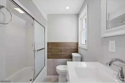 211 S 8th Ave, Manville, NJ 08835 - Photo 23