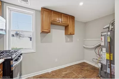 211 S 8th Ave, Manville, NJ 08835 - Photo 9
