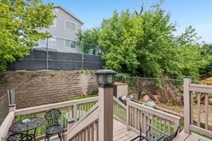 22 Hecker St, Newark, NJ 07103 - Photo 27