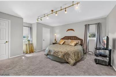 26 Coppola Ct, Clifton, NJ 07013 - Photo 27