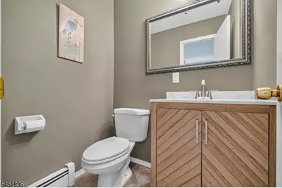 26 Coppola Ct, Clifton, NJ 07013 - Photo 9