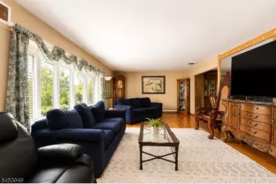 472 Summit Rd, Mountainside, NJ 07092 - Photo 9
