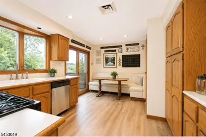 472 Summit Rd, Mountainside, NJ 07092 - Photo 15