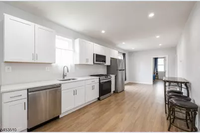 484 Prospect St, East Orange, NJ 07017 - Photo 5