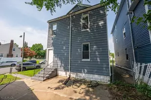484 Prospect St, East Orange, NJ 07017 - Photo 33