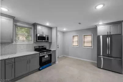 100 Atlantic St, Jersey City, NJ 07304 - Photo 21