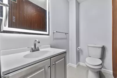 100 Atlantic St, Jersey City, NJ 07304 - Photo 15