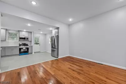 100 Atlantic St, Jersey City, NJ 07304 - Photo 11
