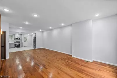 100 Atlantic St, Jersey City, NJ 07304 - Photo 9
