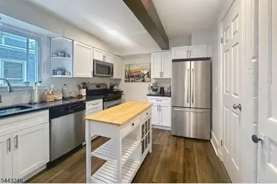 2 Hillside Ave, Summit, NJ 07901 - Photo 13