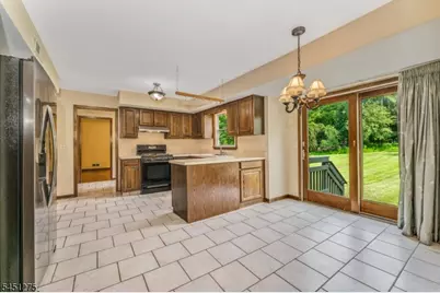 2 Wildwood Court, Raritan Township, NJ 08822 - Photo 11