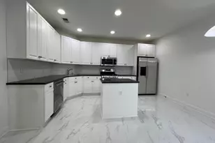 311 Kensington Ln, Livingston, NJ 07039 - Photo 3