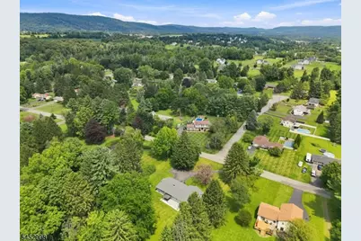 7 Brantwood Ter, Mansfield Township, NJ 07840 - Photo 9
