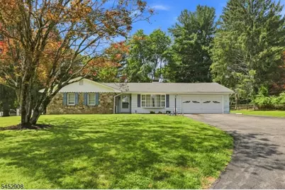 7 Brantwood Ter, Mansfield Township, NJ 07840 - Photo 1