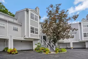 1308 Grandview Ct, Hanover Township, NJ 07981 - Photo 1