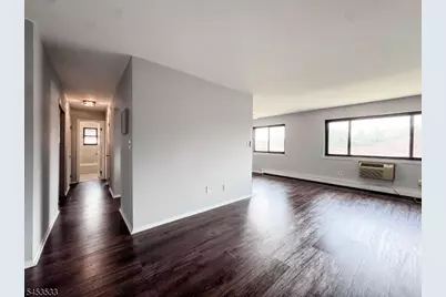 401 Highway22B41U8, North Plainfield, NJ 07060 - Photo 5