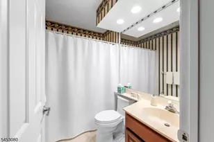 54 Woodledge Ct, Rockaway Township, NJ 07866 - Photo 25