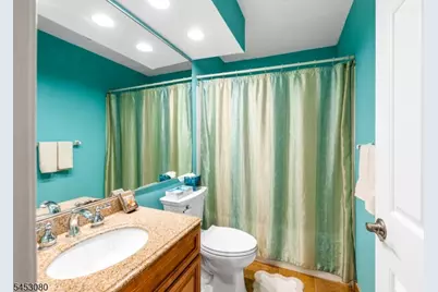54 Woodledge Ct, Rockaway Township, NJ 07866 - Photo 19
