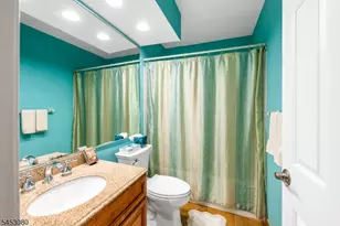 54 Woodledge Ct, Rockaway Township, NJ 07866 - Photo 19