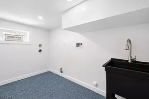 37 Wayne Ave, East Orange, NJ 07018 - Photo 15