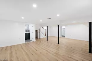 37 Wayne Ave, East Orange, NJ 07018 - Photo 13