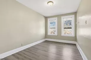243 S Clinton St, East Orange, NJ 07018 - Photo 7