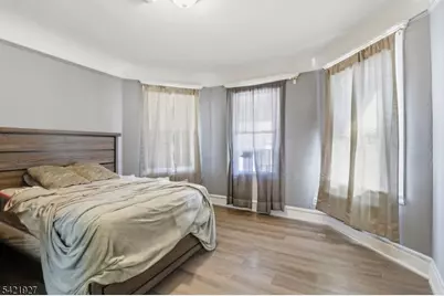 243 S Clinton St, East Orange, NJ 07018 - Photo 27