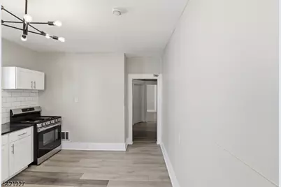 243 S Clinton St, East Orange, NJ 07018 - Photo 11